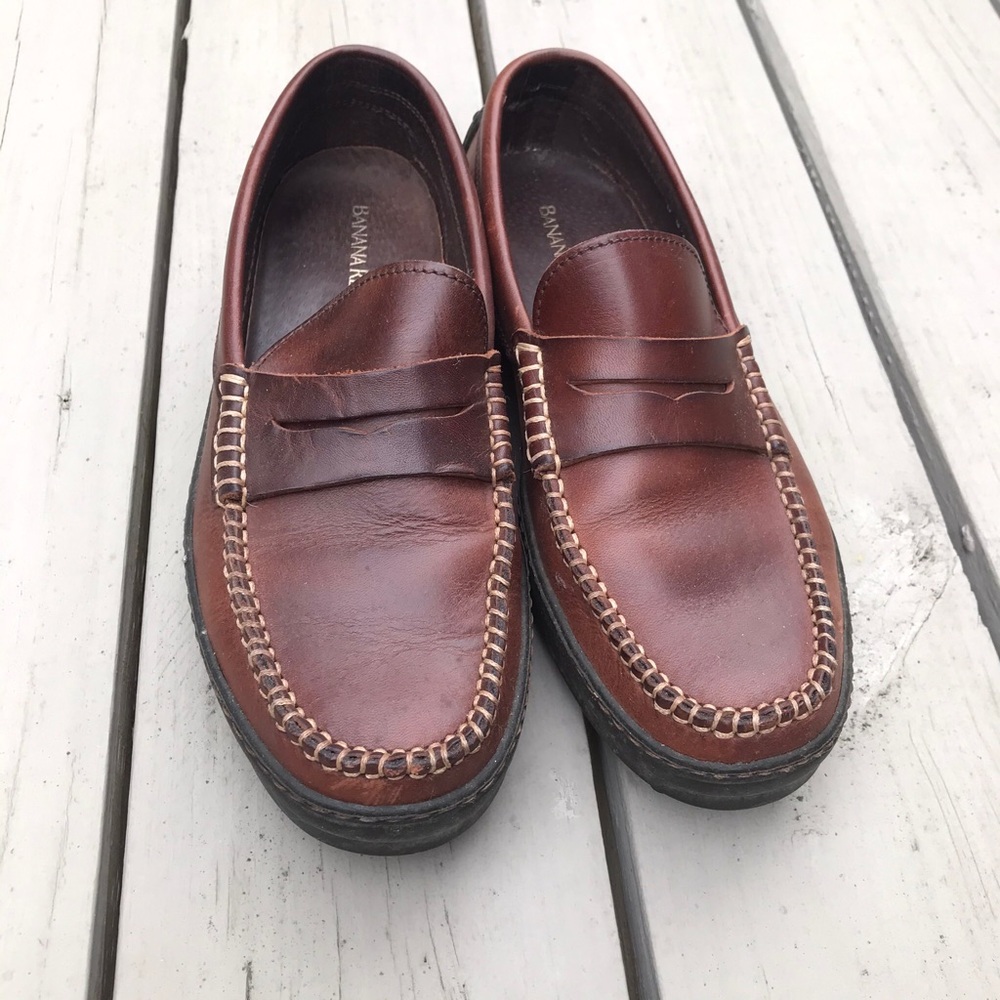 Banana Republic Leather Moccasin Slip Ons
